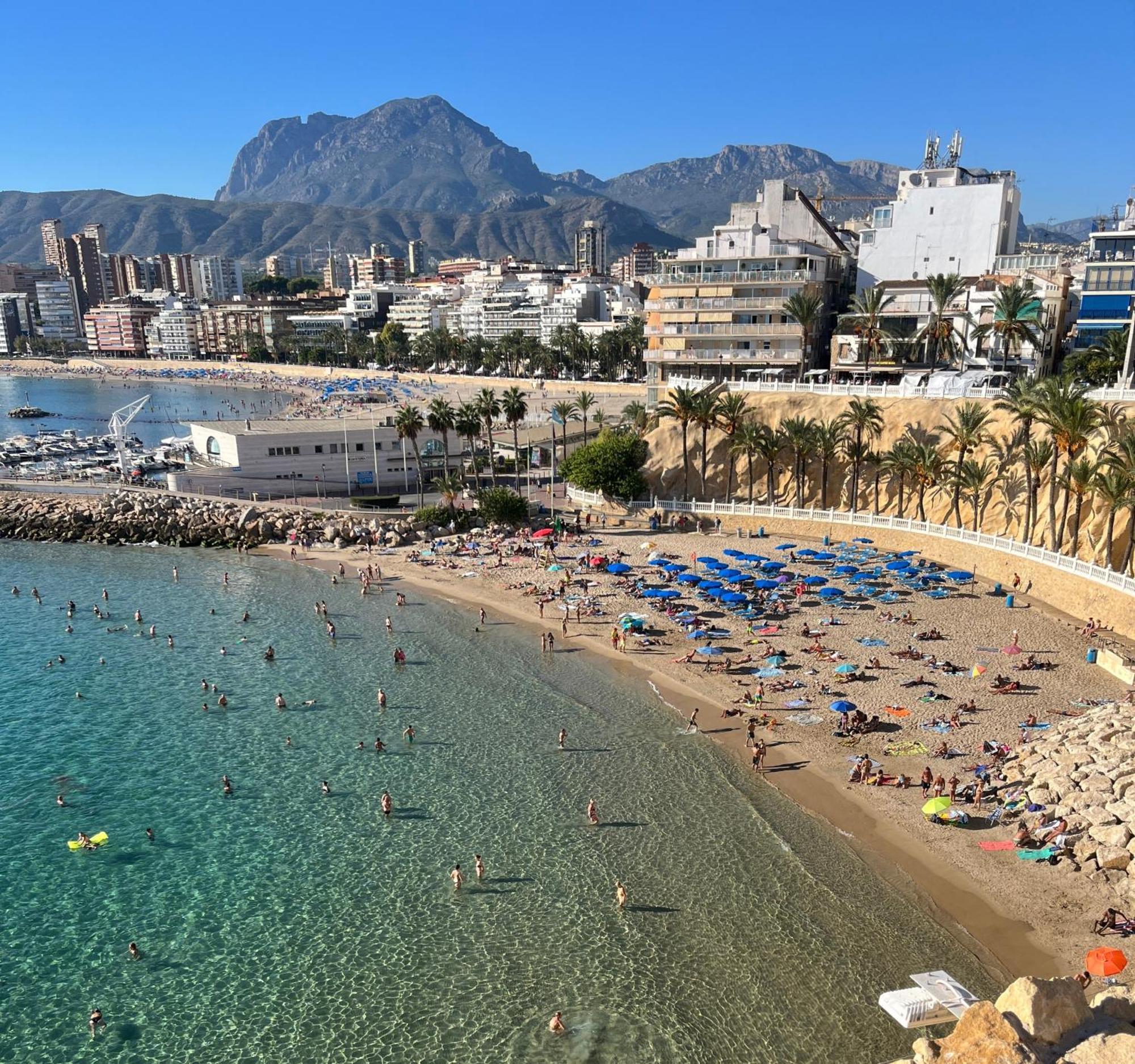 Rouna IV By Gloove Benidorm Bagian luar foto